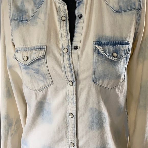 Gap Denim Button-up Shirt - Picture 4 of 5